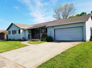 140 Manzanita Ave, Red Bluff, CA 96080