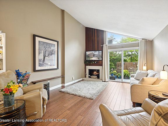 4th image of 6017 Montevideo Dr Unit A