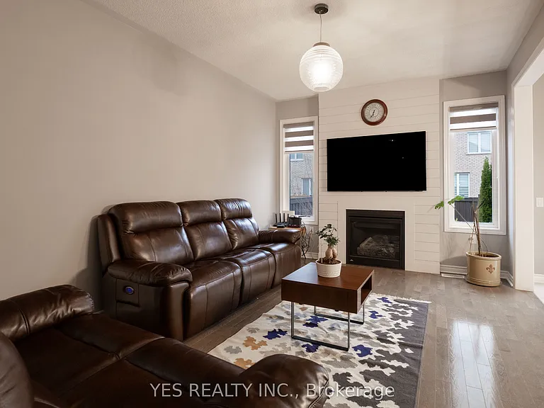 34 Newhouse Blvd — Photo 11