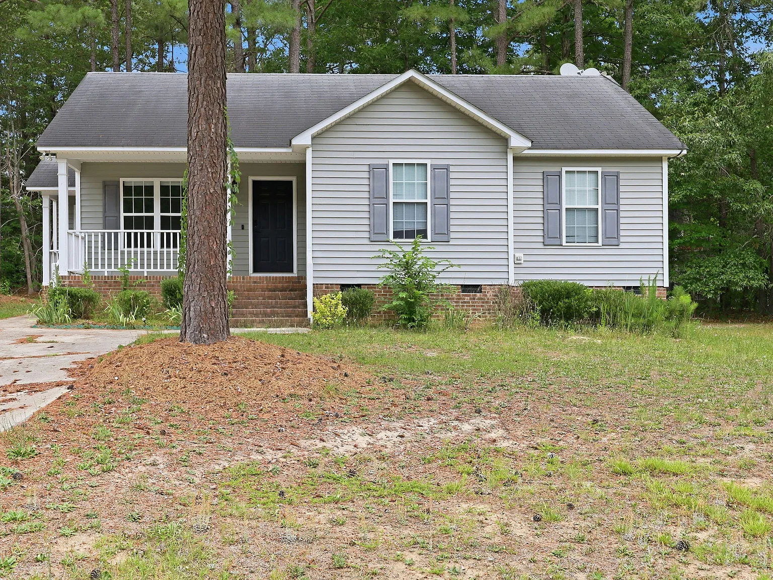 3 bed, 2.0 bath, $1,750 — Photo 2