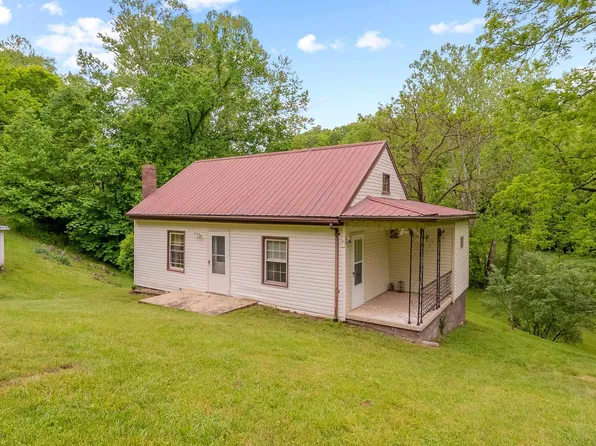 154 Wabash Rd, Staffordsville, VA 24167