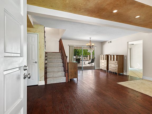 4th image of 15106 Julianne Ct