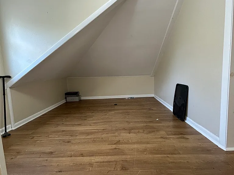 45-47 Selden St #1 — Photo 16