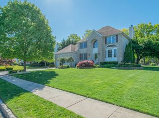 6 Pointe Cir, Jackson, NJ 08527