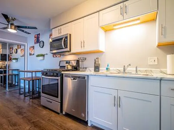 10220 Ridgeland Ave - C6 - Renovated 1/18, 10220 Ridgeland Ave, Chicago Ridge, IL 60415