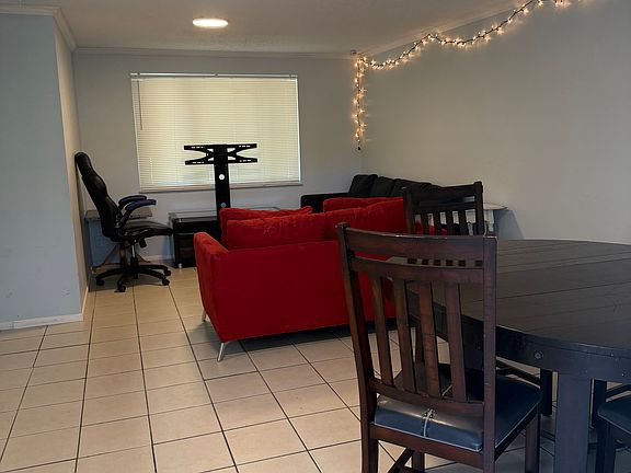 5th image of 24993 Harborview Rd #1