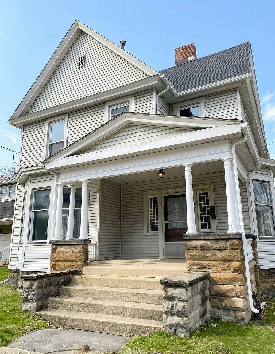 2 bed, 1035 sqft, $950 — Photo 1