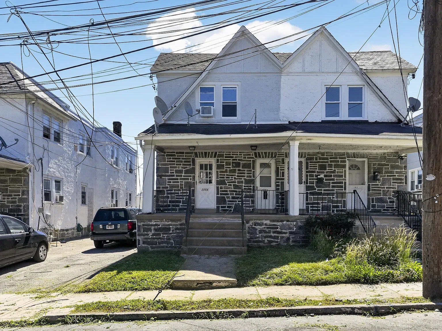 2 bed, 795 sqft, $1,600 — Photo 1