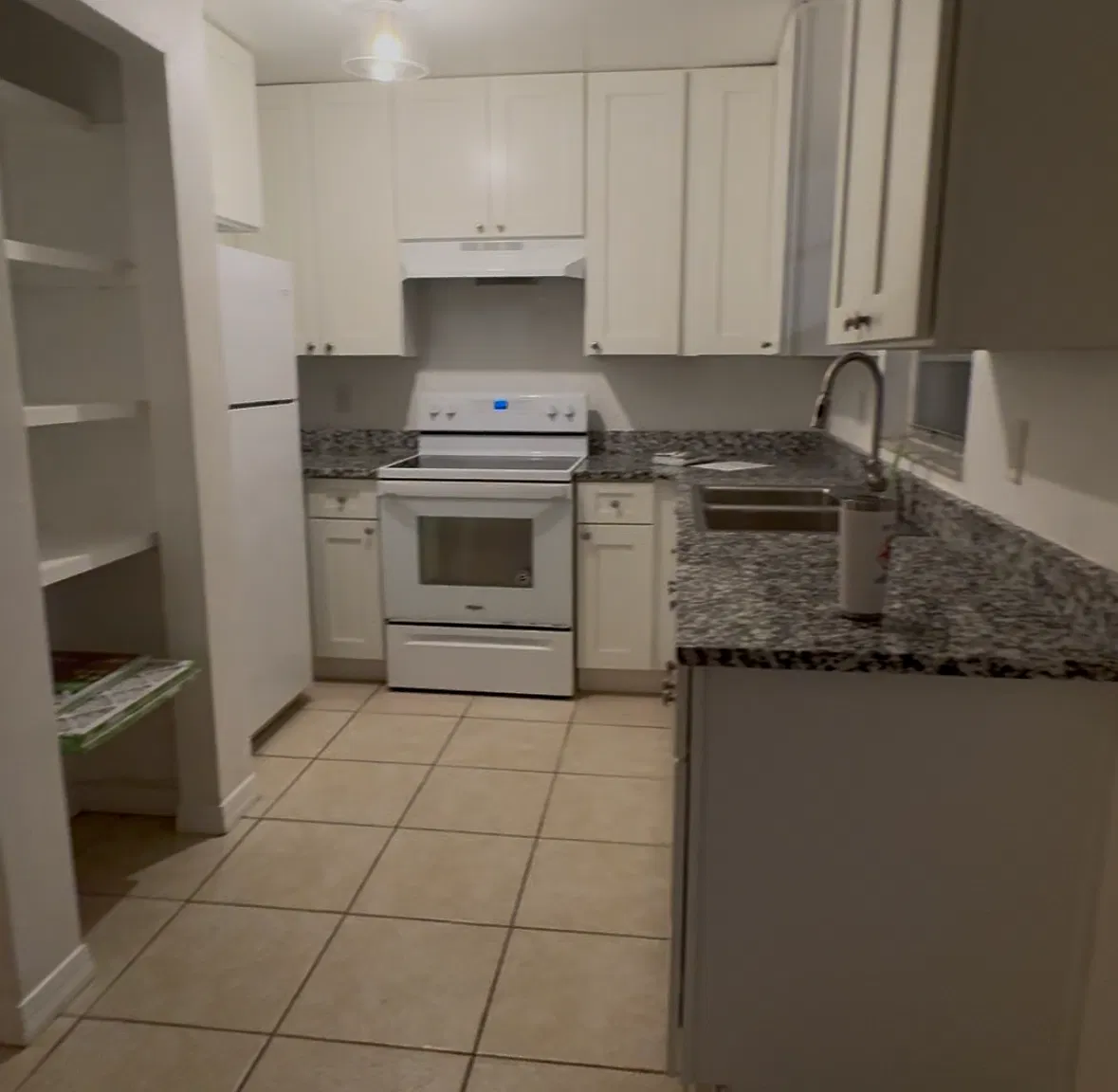 2 bed, 900 sqft, $1,400 — Photo 3