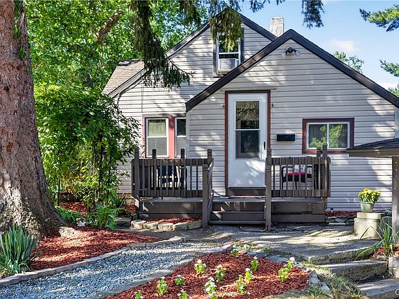 2nd image of 107 Ivon Dr