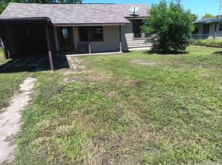 109 Saint Marys, Runge, TX 78151