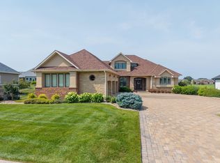 6210 Bridle Bend Dr, Columbia, MO 65201