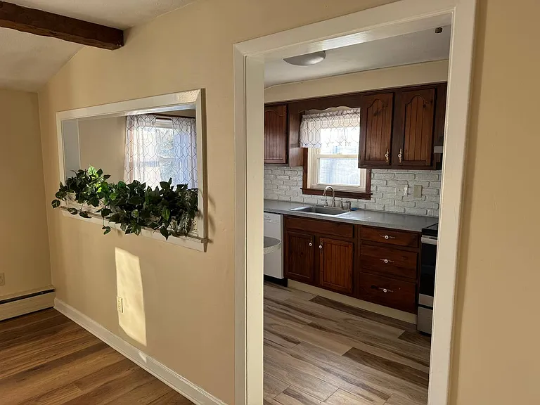 35 Birchland Ave #2 — Photo 25