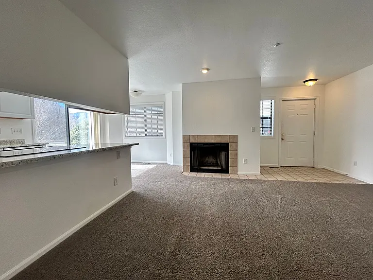 3045 Kings Ridge Blvd #1 — Photo 8