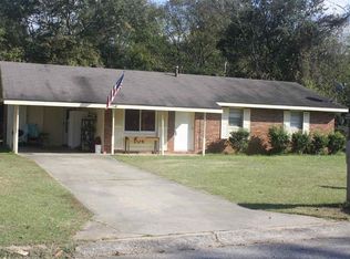 106 Briarwood Dr, Warner Robins, GA 31093