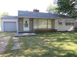 1309 W Main St, Council Grove, KS 66846