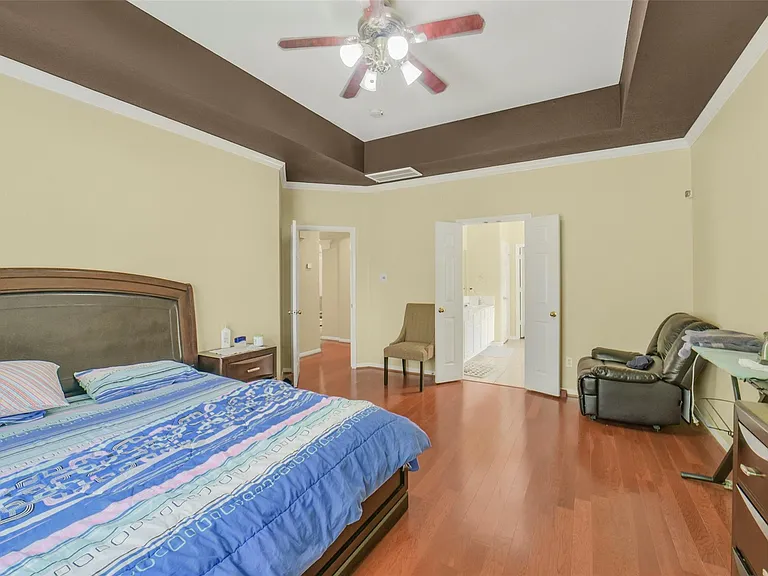 22554 Bristolwood Ct — Photo 23