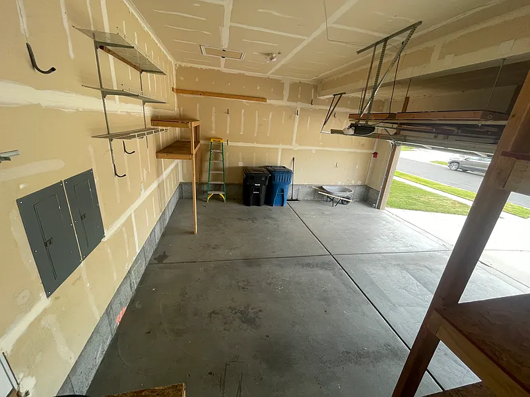 435 W Regatta Ln — Photo 16