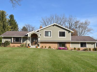 3480 Cherry Hill Dr, Brookfield, WI, 53005