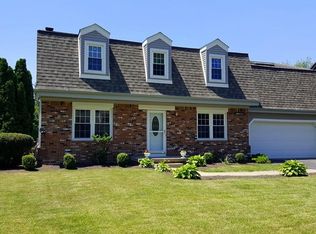 2046 Brent Valley Rd, Holland, OH 43528