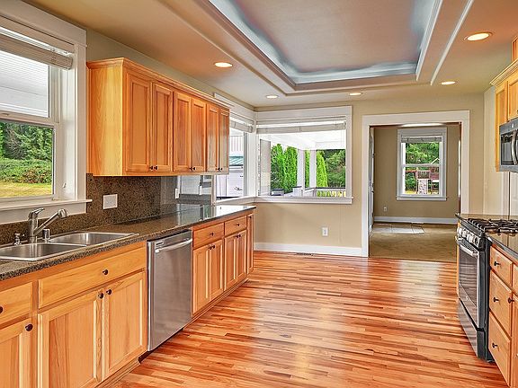 5th image of 6915 123rd Ave NE
