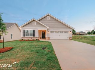 189 Red Tail Cir, Byron, GA 31008