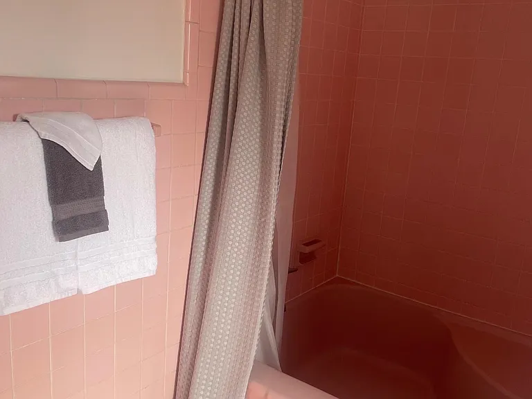 48 NE Saint Augustine Blvd — Photo 15