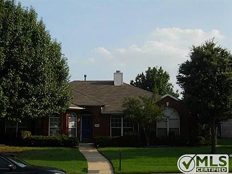 1st image of 412 Lakehurst Dr
