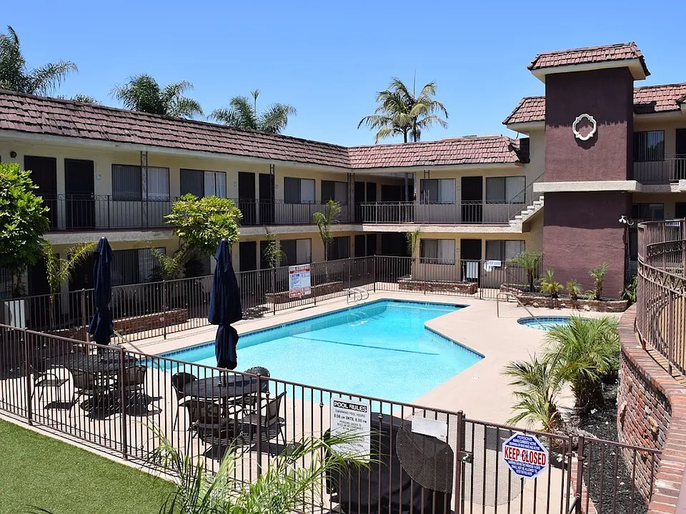 Club Pacifica