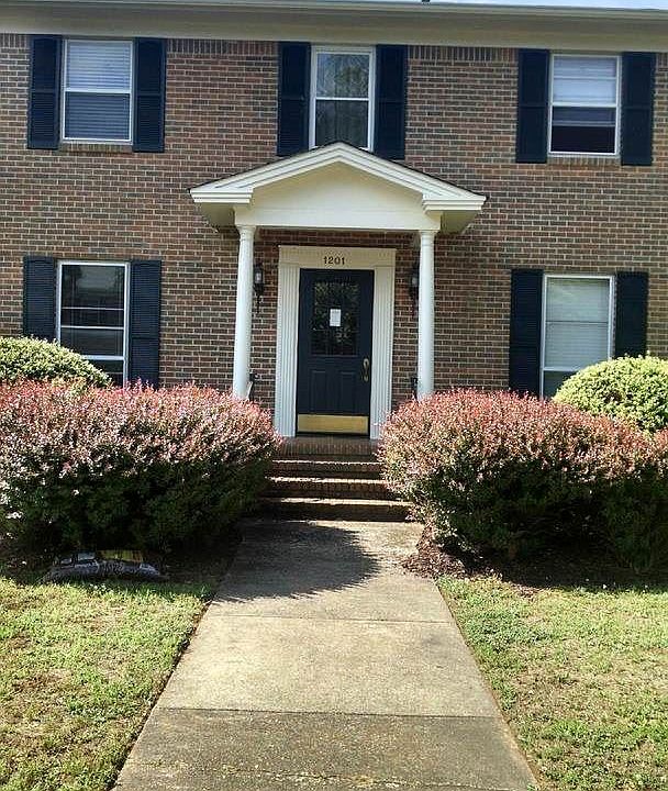 2nd image of 1201 Bailey Cove Cir SE APT B