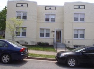 403 Douglas St NE, Washington, DC 20017