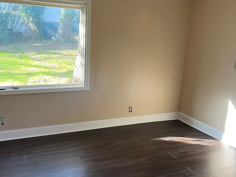 1507 Carter Rd — Photo 4