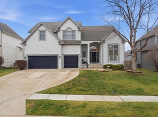 11306 W 142nd Ter, Overland Park, KS 66221