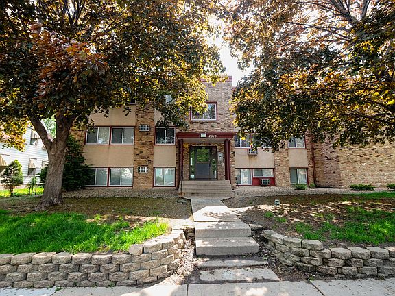 2nd image of 2913 29th Ave S APT 306