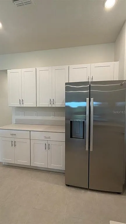 3 bed, 2.5 bath, 1747 sqft, $2,390 — Photo 3