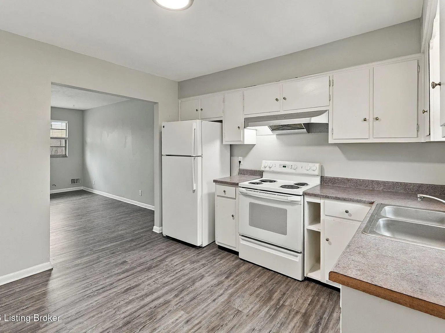 2 bed, 1.0 bath, 895 sqft, $995 — Photo 4