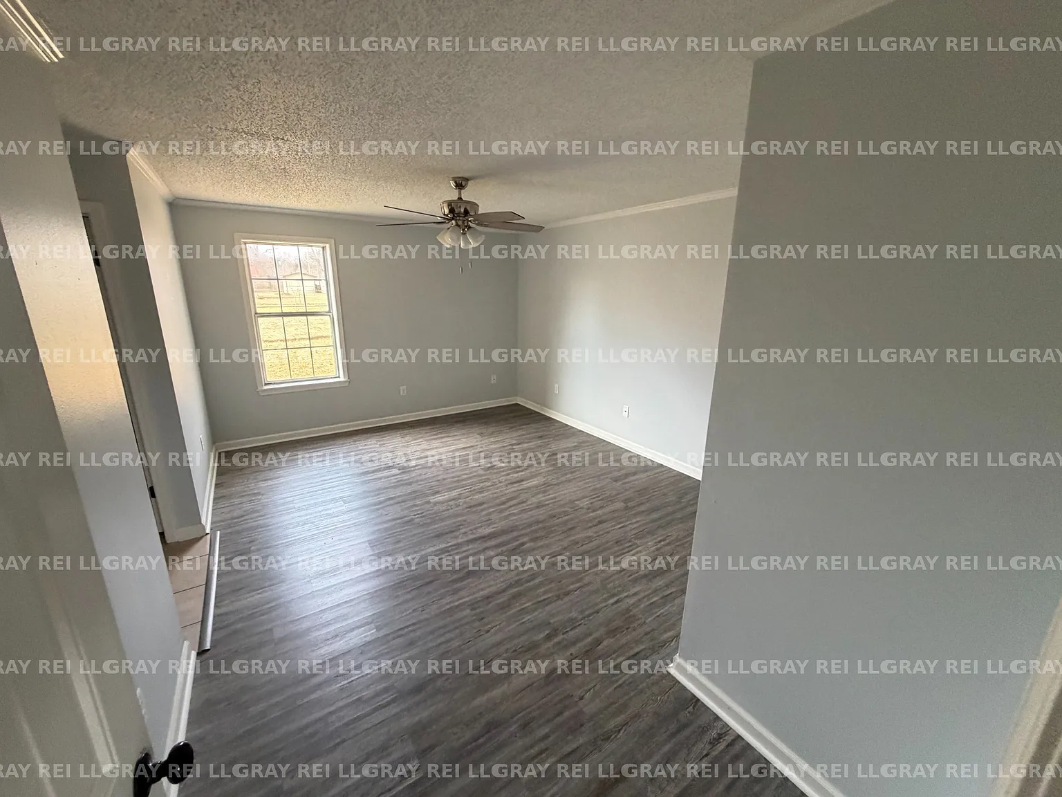3 bed, 1307 sqft, $1,225 — Photo 3