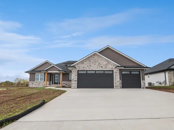 2694 Willow Grove Ln, Green Bay, WI 54311