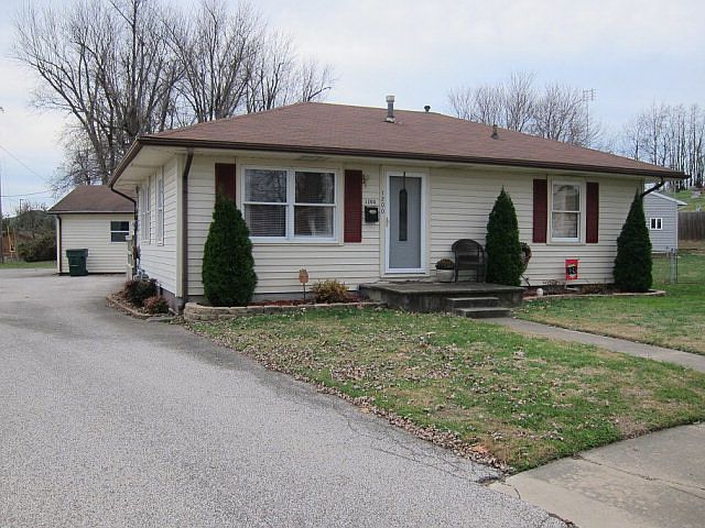1st image of 1200 Rose Hill Dr