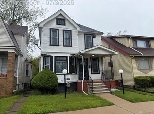 7743 E Canfield St, Detroit, MI 48214