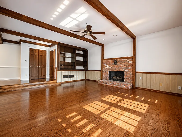 8710 Mount Rushmore Dr — Photo 12