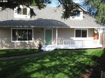 1700 SW 208th Ave, Beaverton, OR, 97003