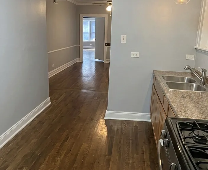7747 S Phillips Ave #1 — Photo 17