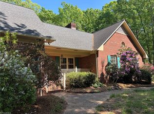 421 Inwood Rd, Asheboro, NC 27205