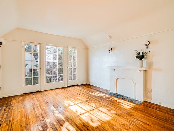 4th image of 805 Kodak Dr #805.5