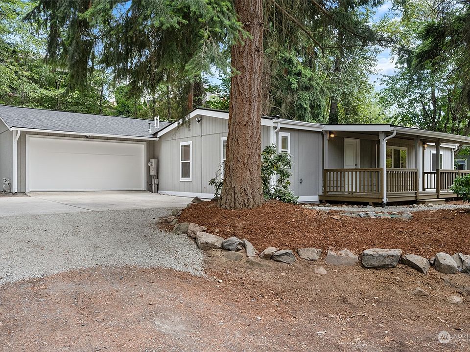 1st image of 11615 121st Avenue Ct E
