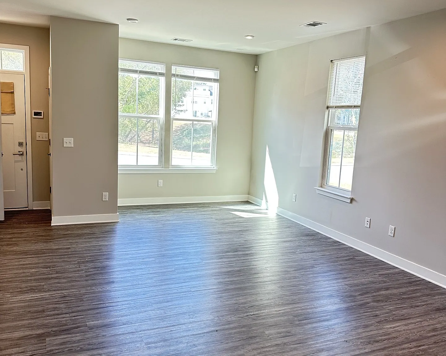 4330 Summercrest Blvd — Photo 4