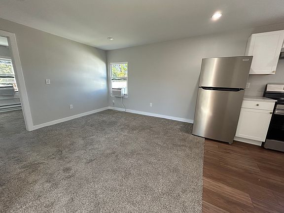 2nd image of 120 Garvey Ave APT 2