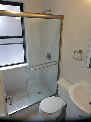 Rented by (Legacy) Tri Hill Realty Group LLC | media 8