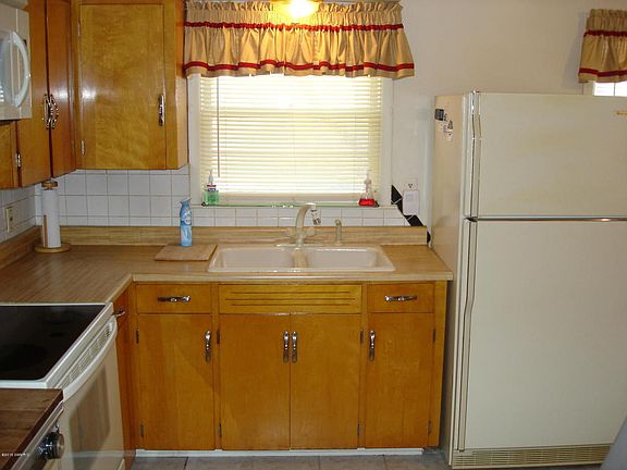 5th image of 540 E Delaware Ave